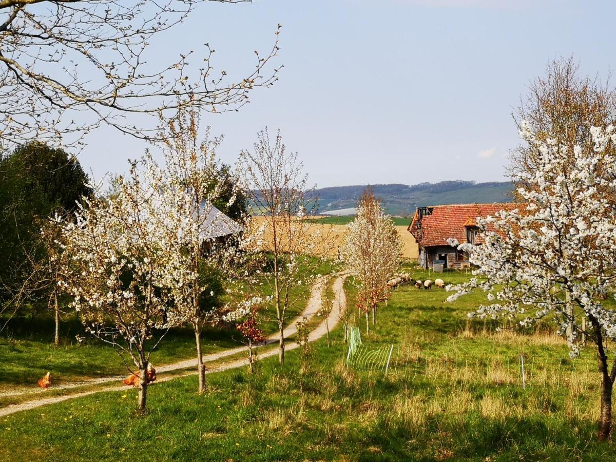 Nature Monchy Hotel Campneuseville Exterior photo